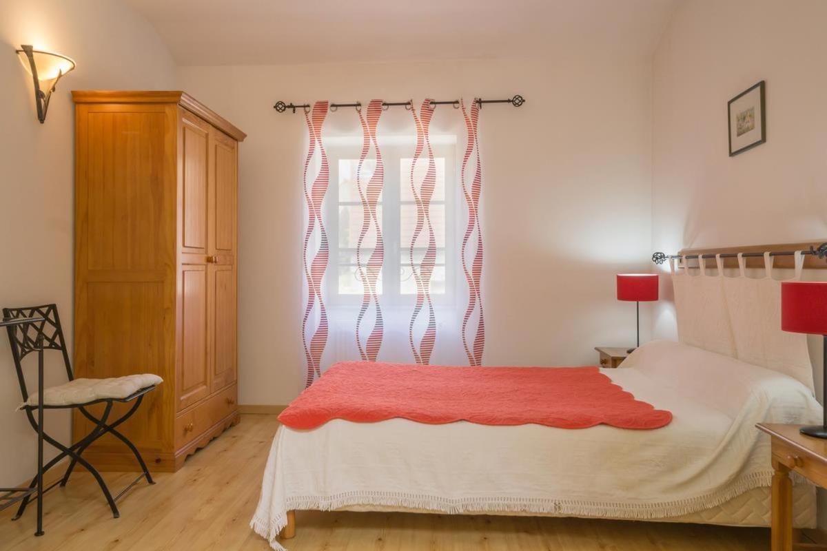 Logis De L'Orme Bed & Breakfast La Rochepot Екстериор снимка